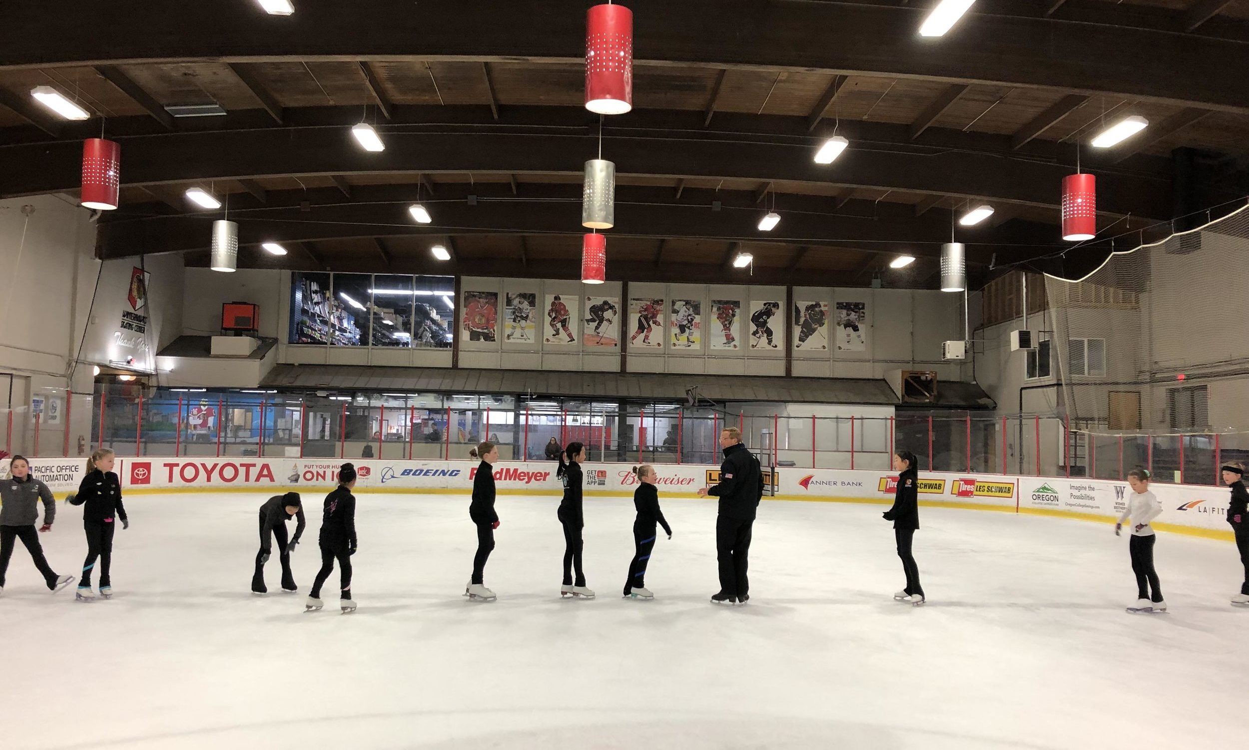 winterhawks skating center 3