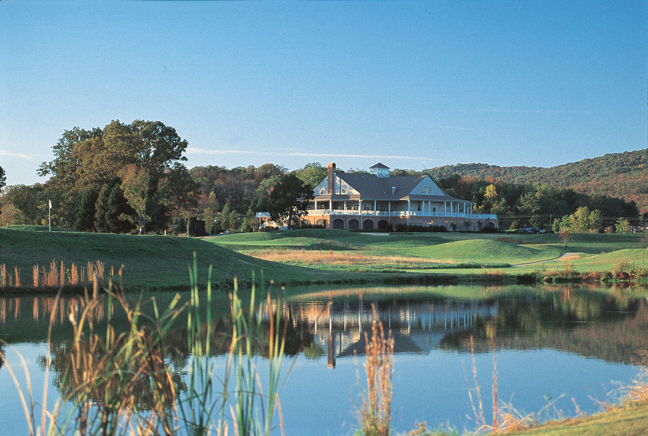 Golf_RTJHamptonCoveClubhouse0_c108c4d3-5056-a36a-08abce5b4f76d805