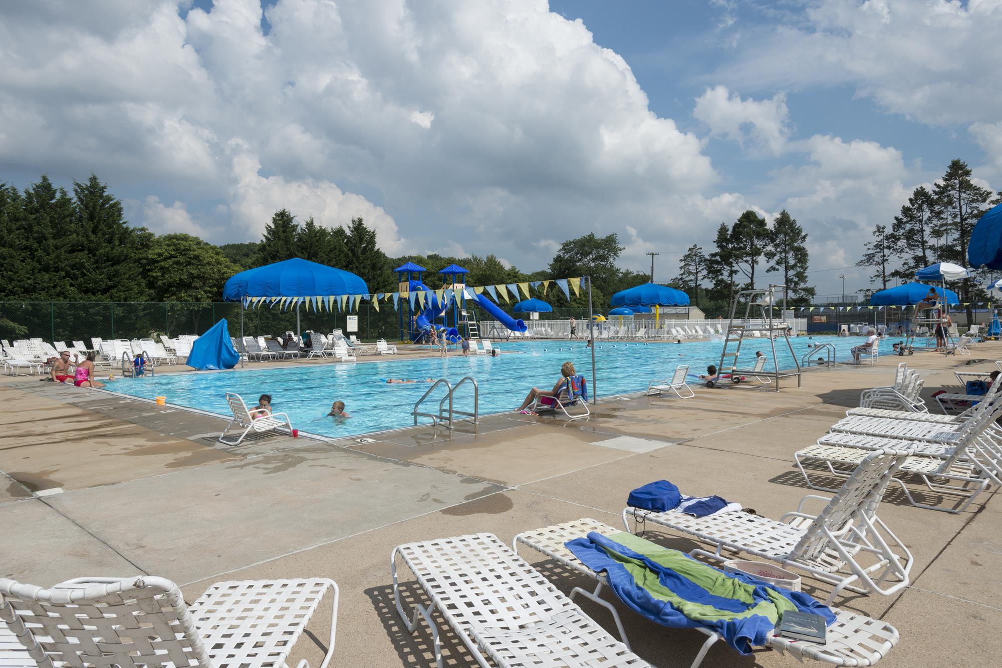 Outdoor Pool - University of Delaware 5