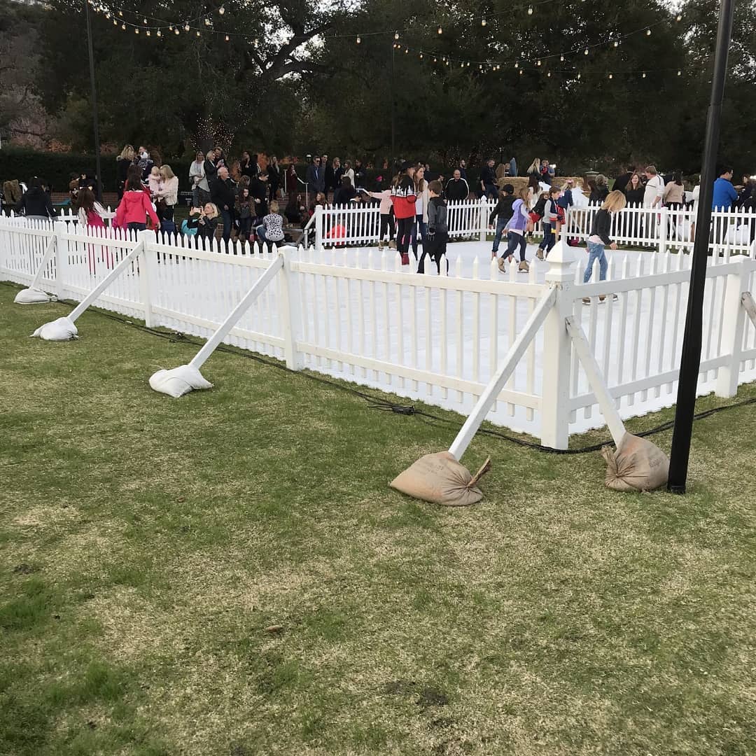 Crystal Ice Skating3