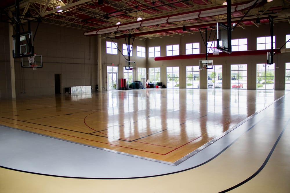 Parkwest Fitness Basketball Courts