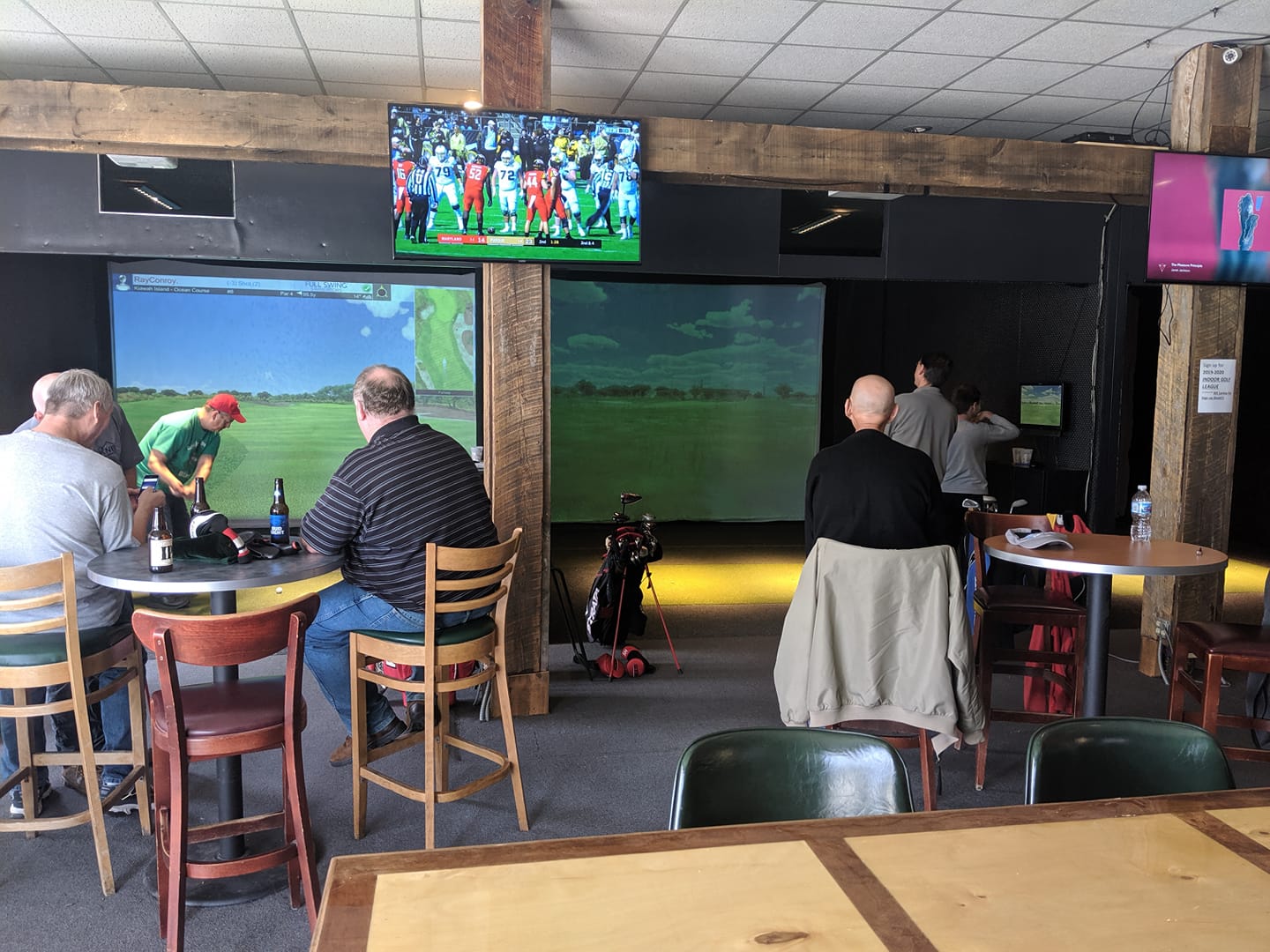 Riley's On The Green Indoor Golf