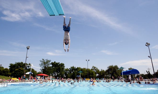 SALT CITY SPLASH AQUATIC CENTER 4