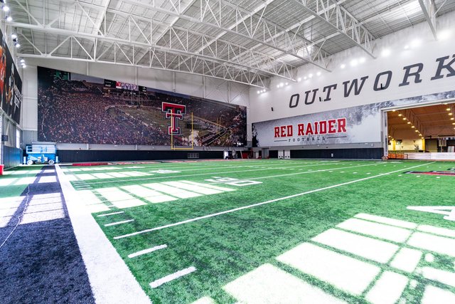 Texas Tech University_Sports Performance Center_09911_2020-small.jpg