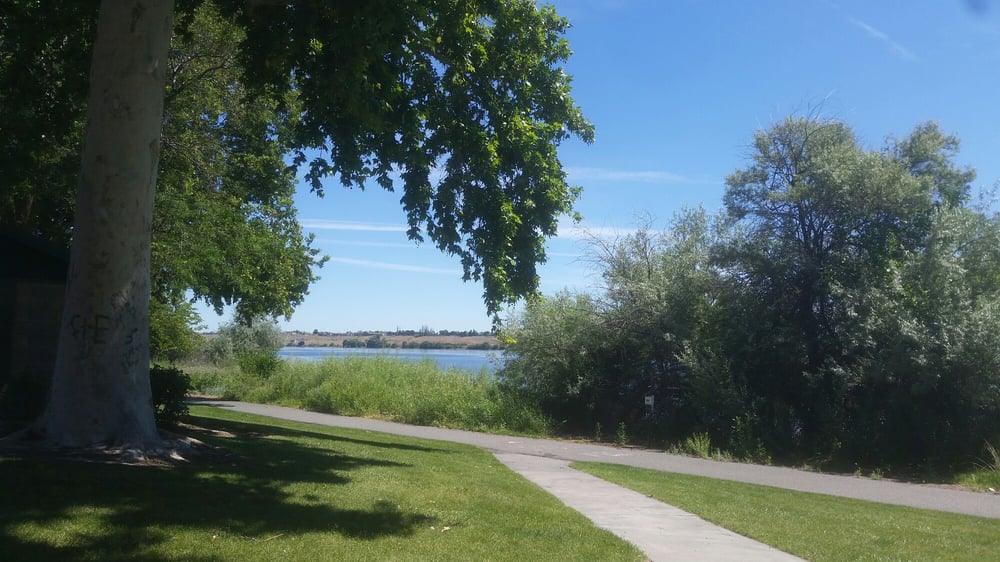 Leslie Groves Park3