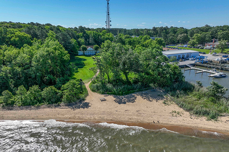 Matapeake Clubhouse & Beach.png