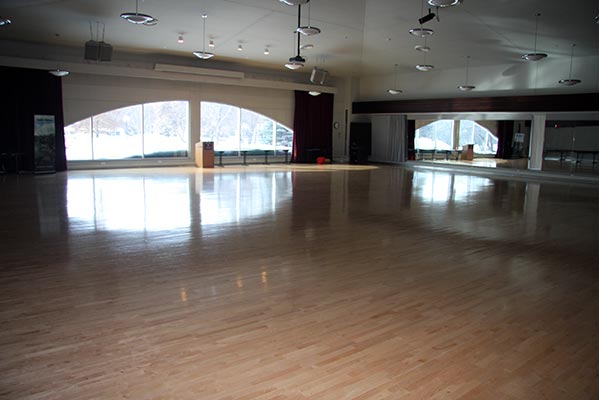 alum-hall