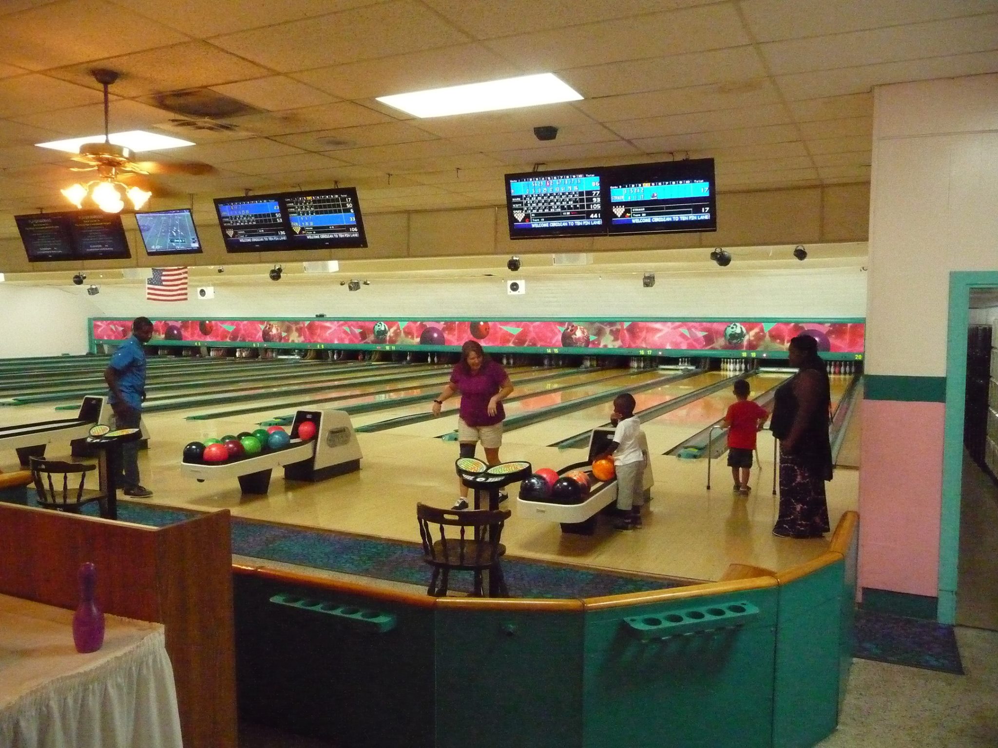 Ten Pin Lanes Bowling 5