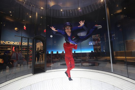 Ifly Indoor Skydiving5