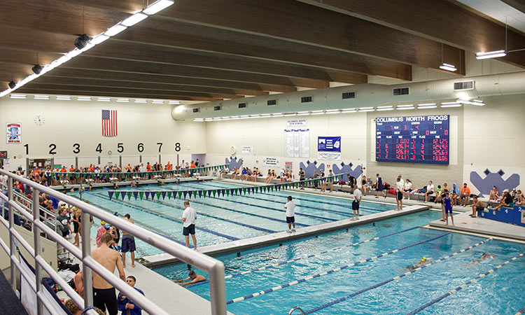 chick-newell-swimming