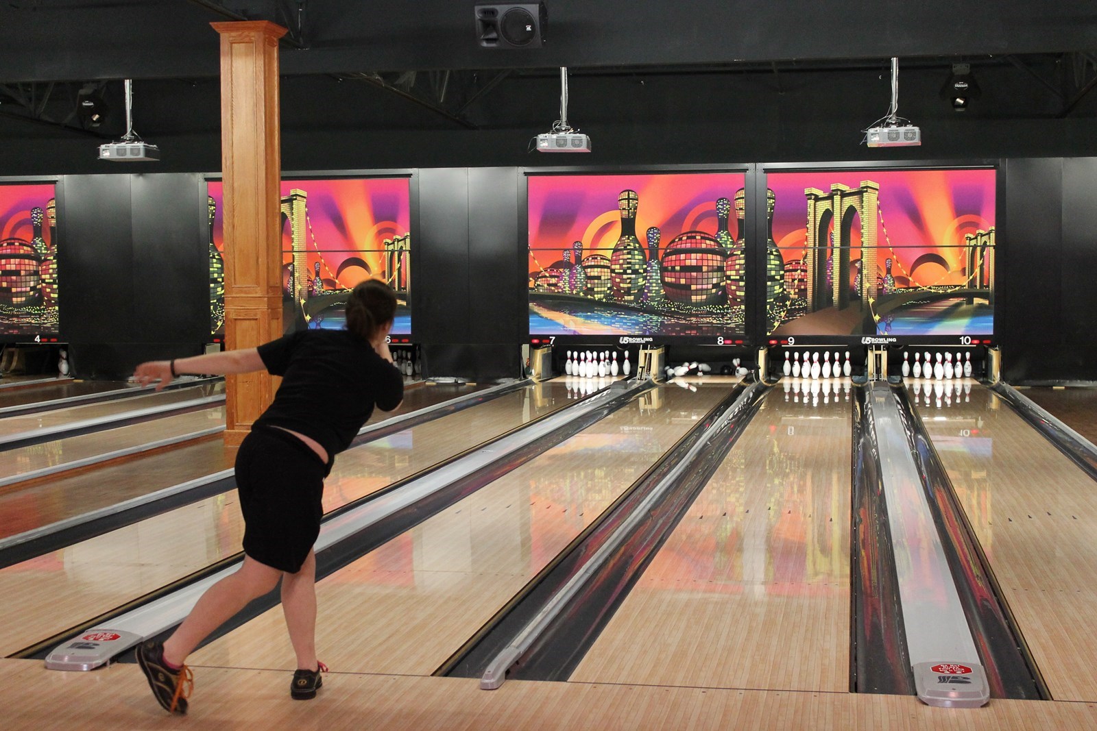 Bowlero