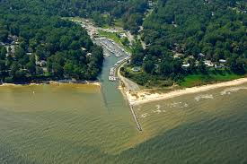 Flag Harbor Yacht Haven from above md