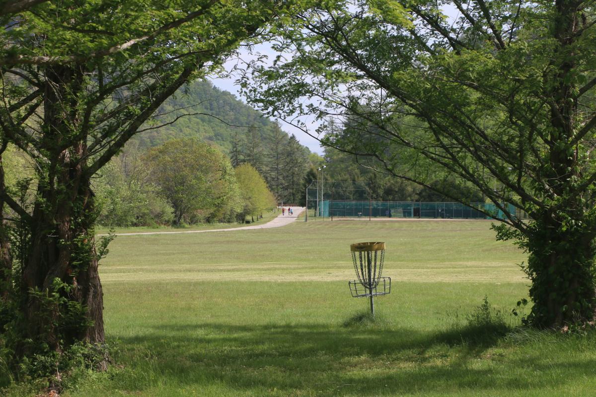 Lake Logan Disc golf