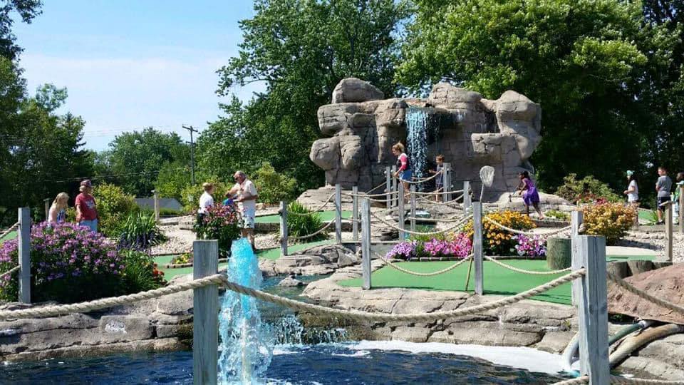Mulligan's Mini Golf and Driving Range4