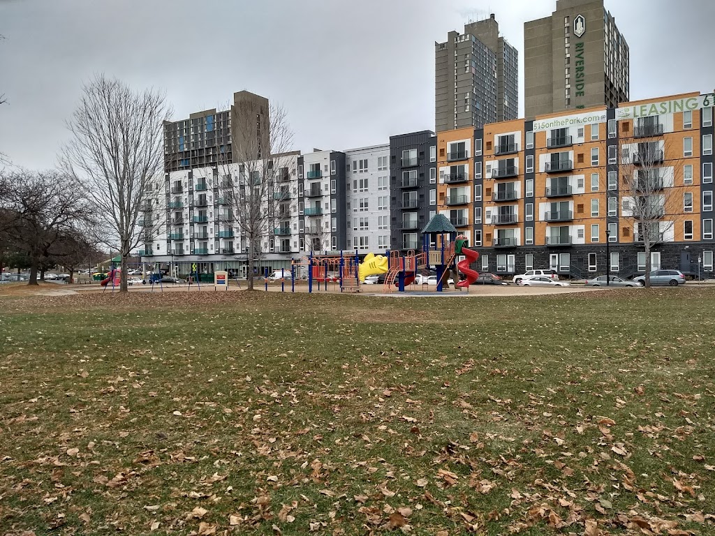 Currie Park5