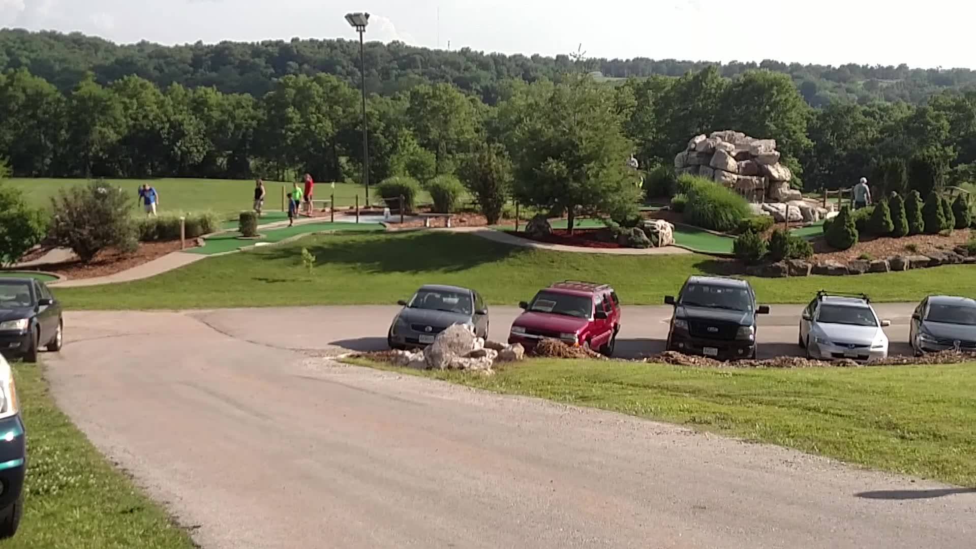 Swing Right, Mini Golf and Driving Range3