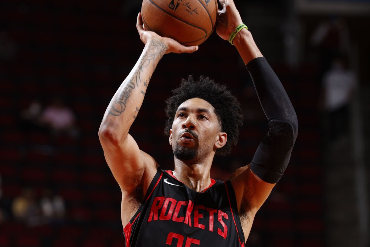 Toyota Center6