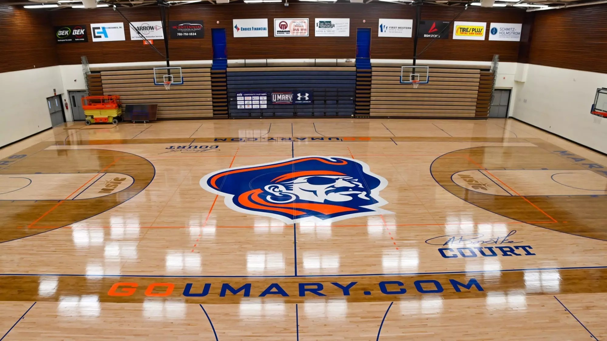 umary basketball.jpg