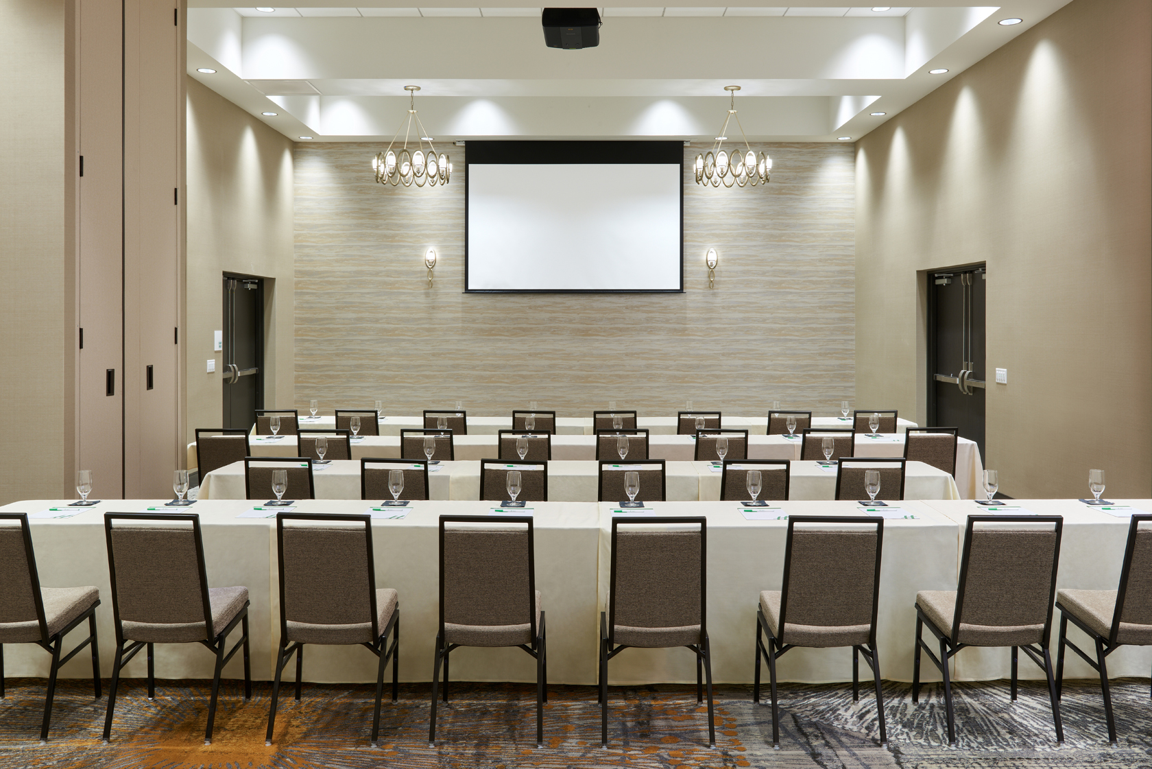 revere room 01.jpg