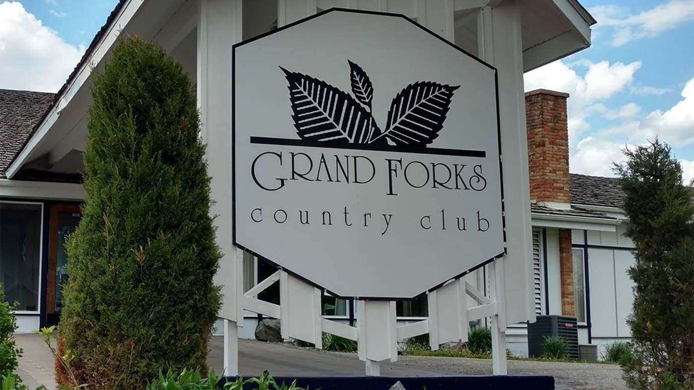 Grand Forks Country Club5