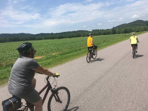 bike+tour+countryside