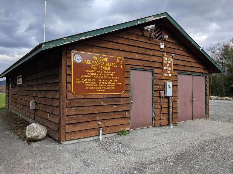 Rec ctr 1.jpg