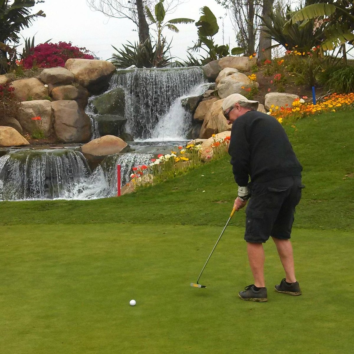 riverwalk golf course 5