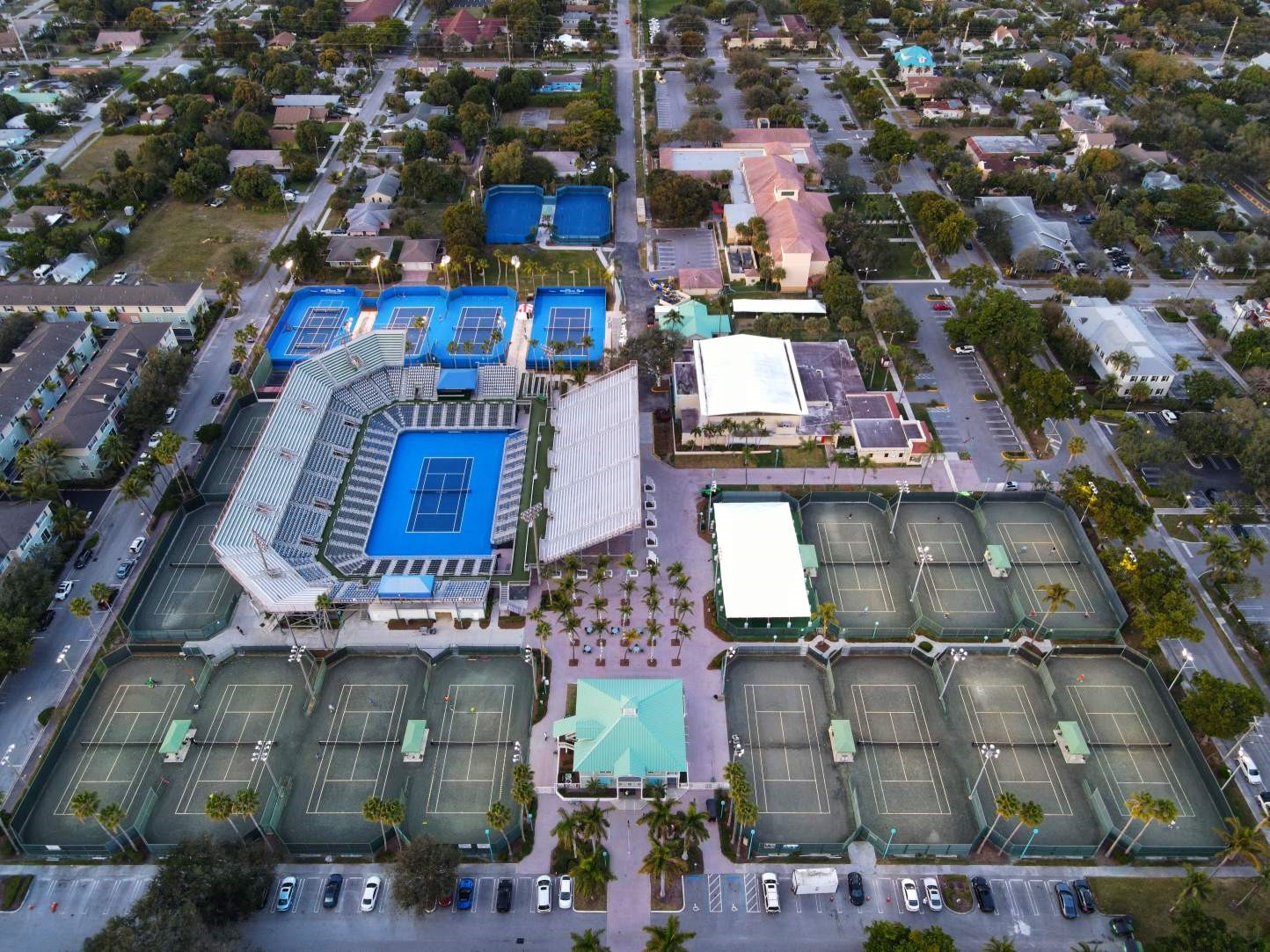 Delray_Beach_Tennis_Center_aerial_day_2_CREDIT_SCOTT_EDDY.jpg
