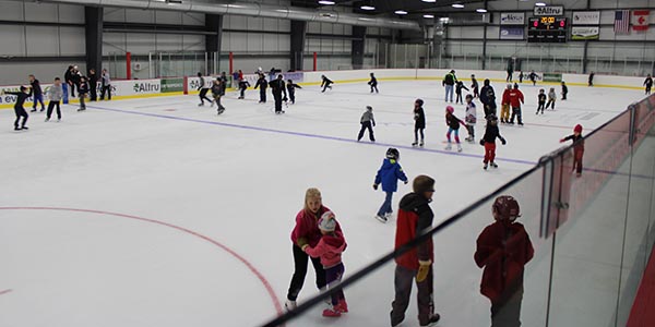 ICON-SC-group-skating.jpeg