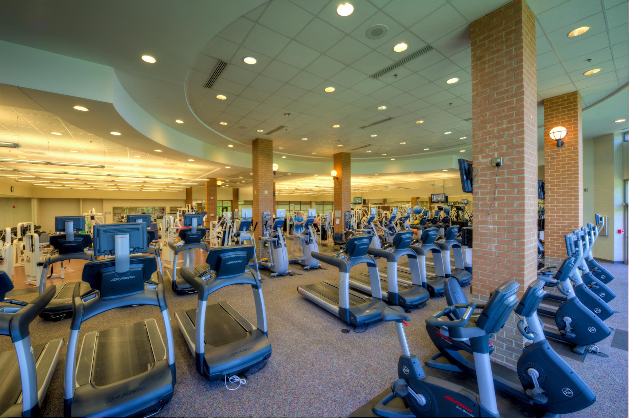 Ida Lee Park Recreation Center2