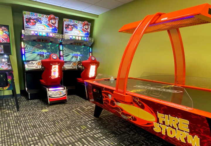 Kingsmill Golf Course - Game Room
