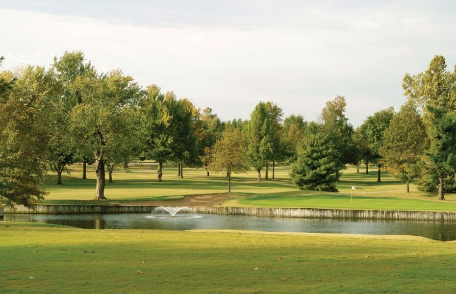 twin hills golf and country club