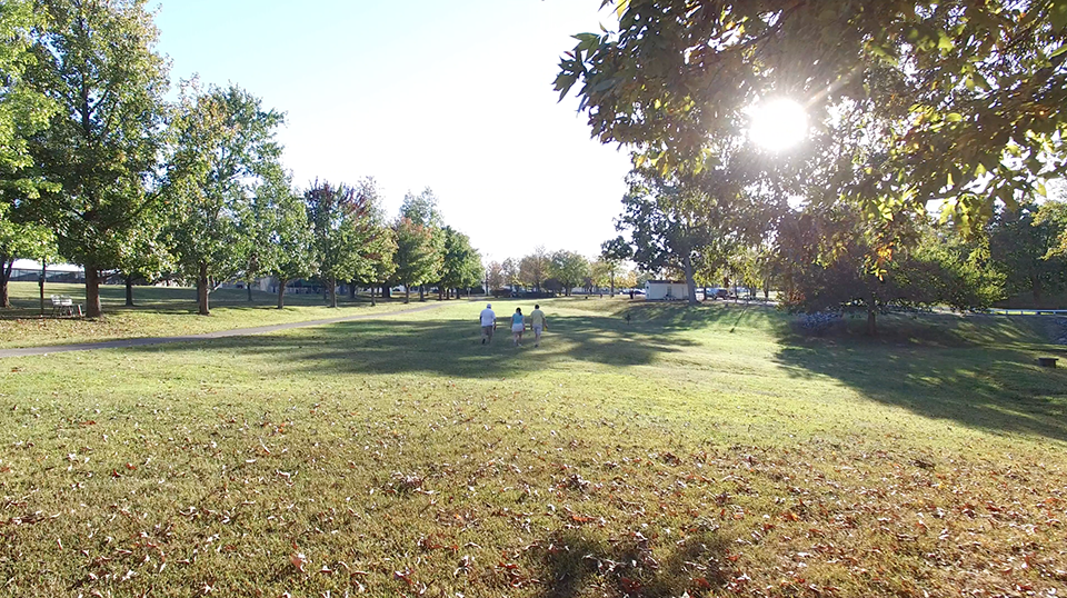 Disc golf 1 - Mike Dail.png