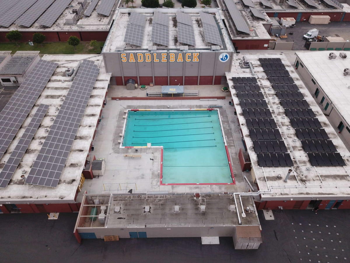 Saddleback-pool_5508CCCC-5056-A36A-08276ED0EA729525-5508cc1a5056a36_5508cfa3-5056-a36a-08716ce4b75218cc.jpg