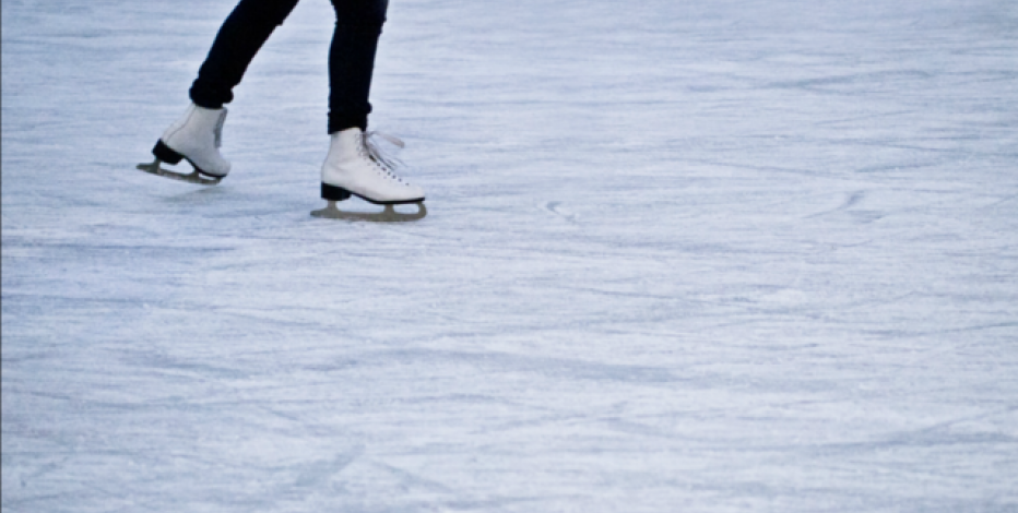 7c4bc00d-ice-skating-skates_1480342191372_2330540_ver1.0_640_360