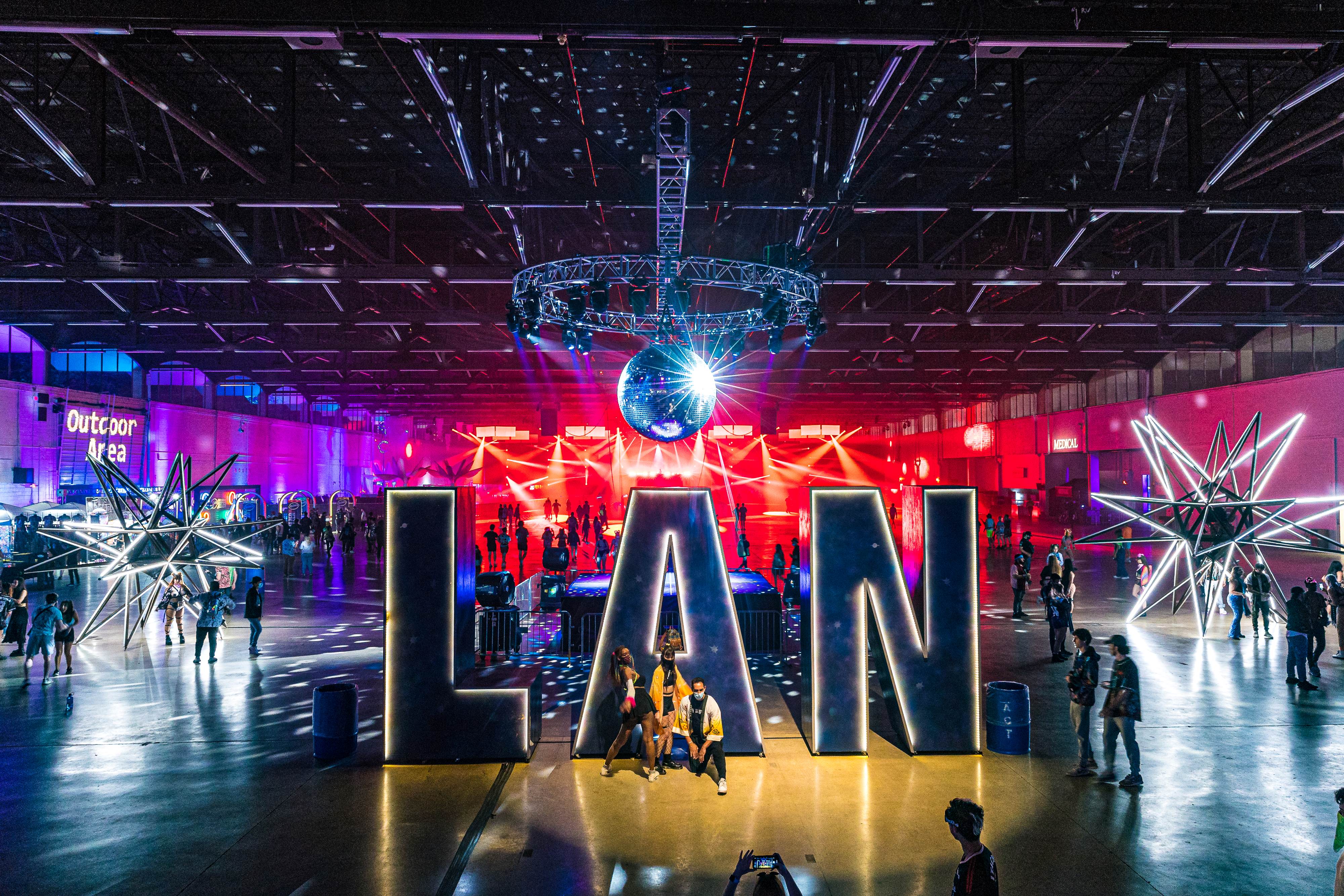 LAN - DMH .jpg