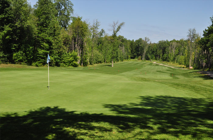 heritage-hills-2nd-green.jpg