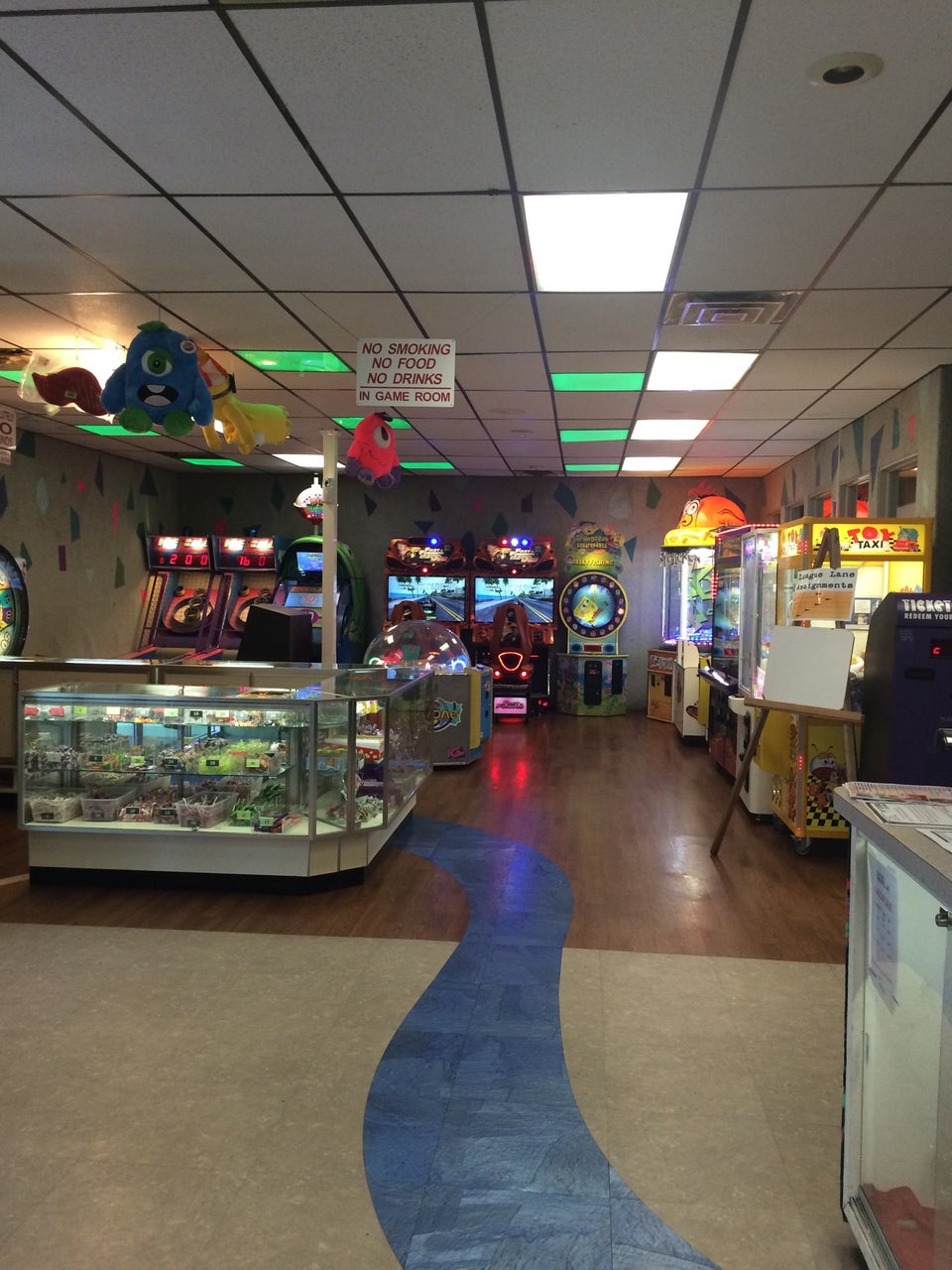 Colony Park Lanes North4
