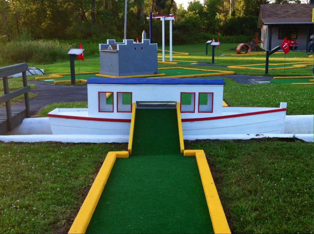 Friendly Putt Putt6