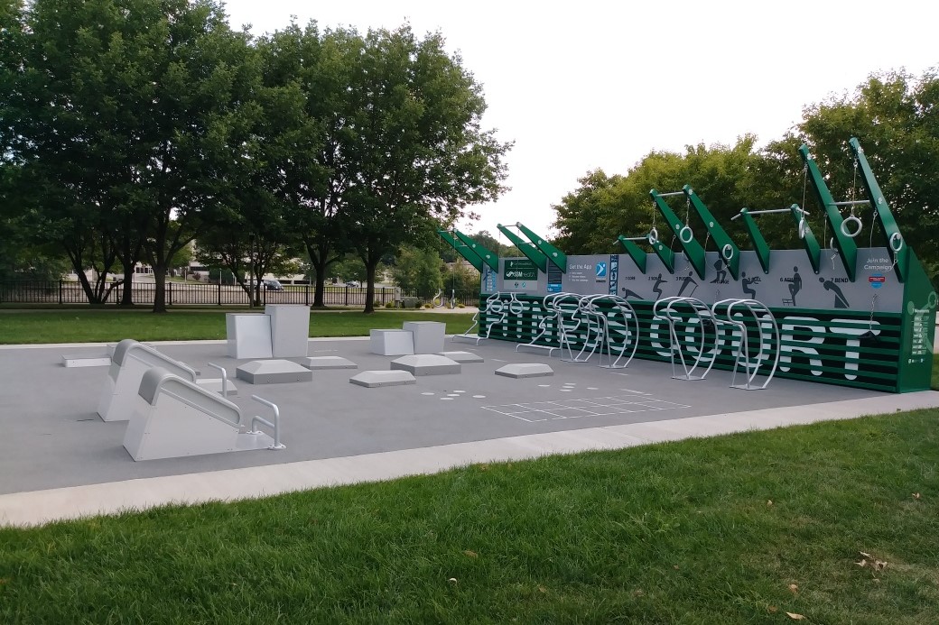 Outdoor Fitness Court2