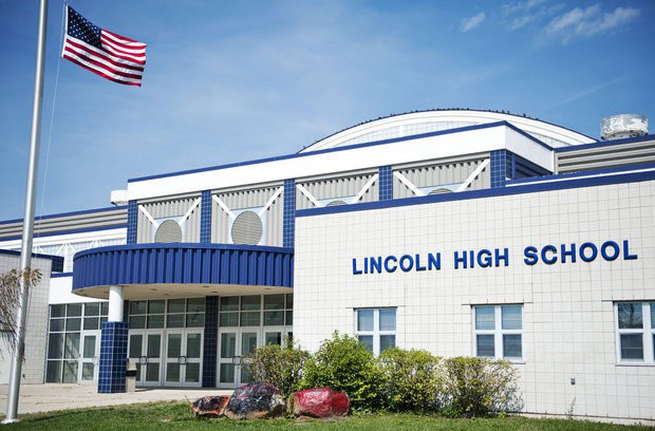 Lincoln High School & Middle School 1