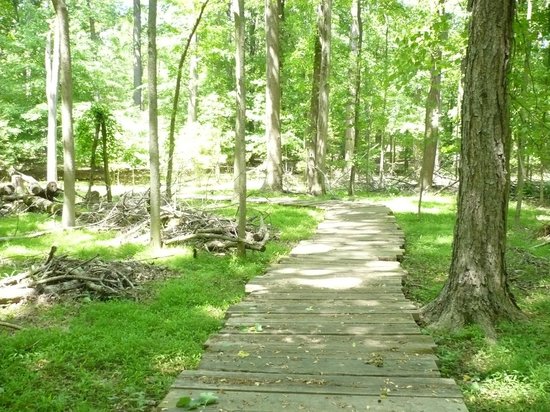 Cedar Greenbelt National Recreation Trail3