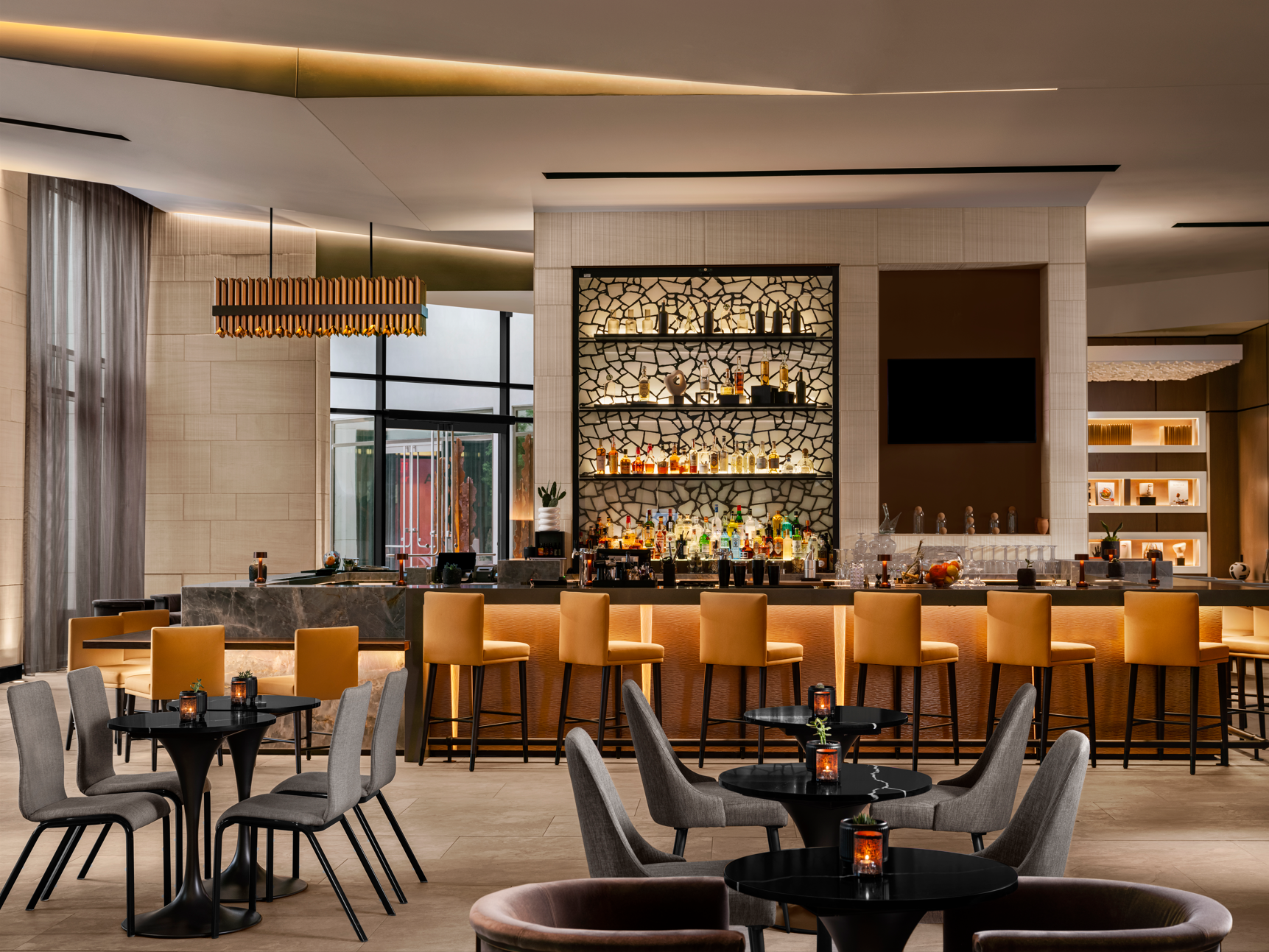 phxad-ac-lounge-1418_new.png