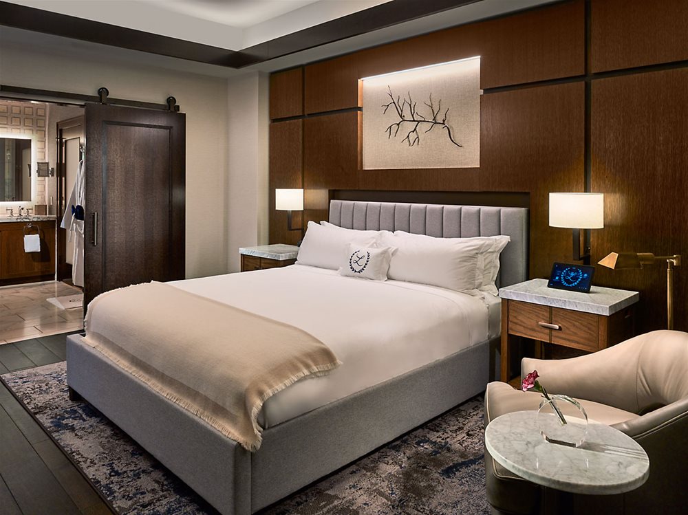 131206HotelAuburn.jpg