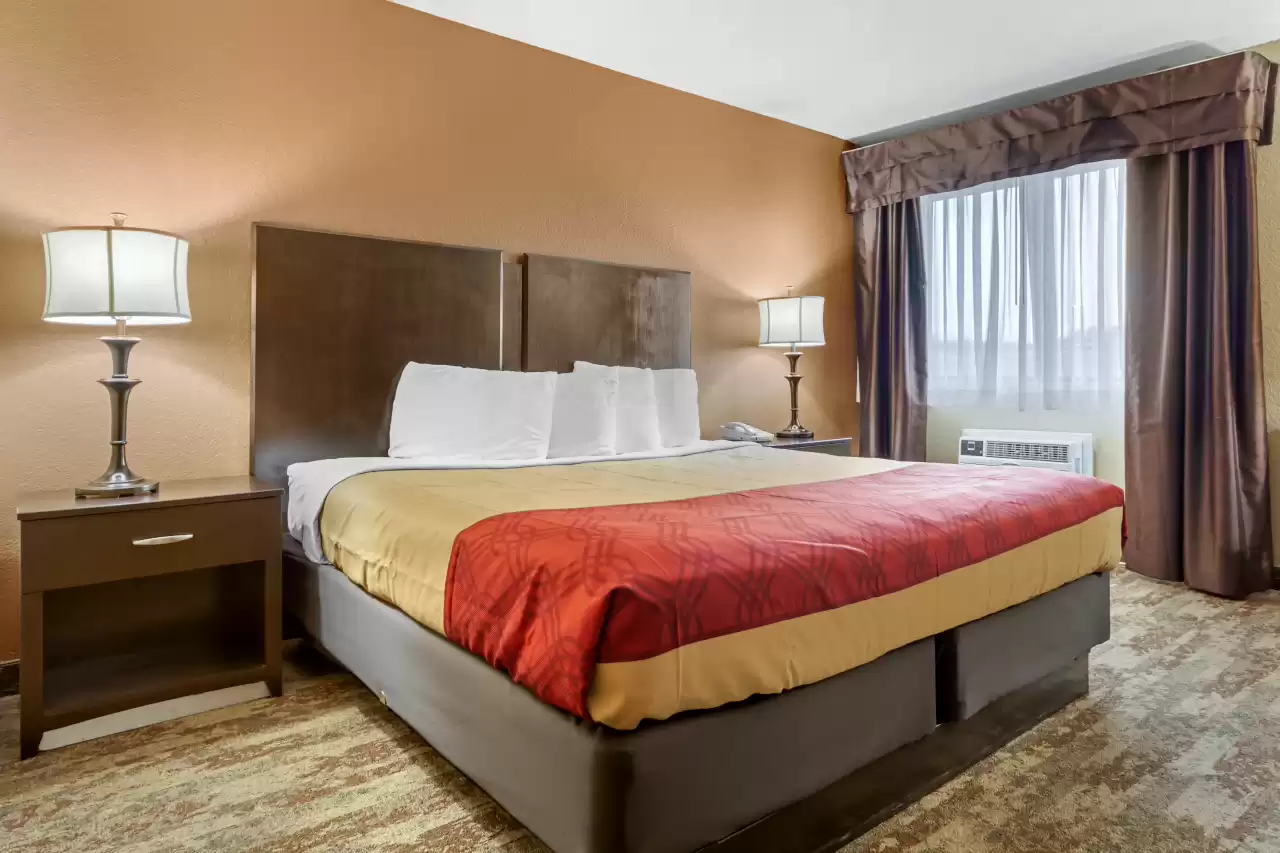 econolodge room.png