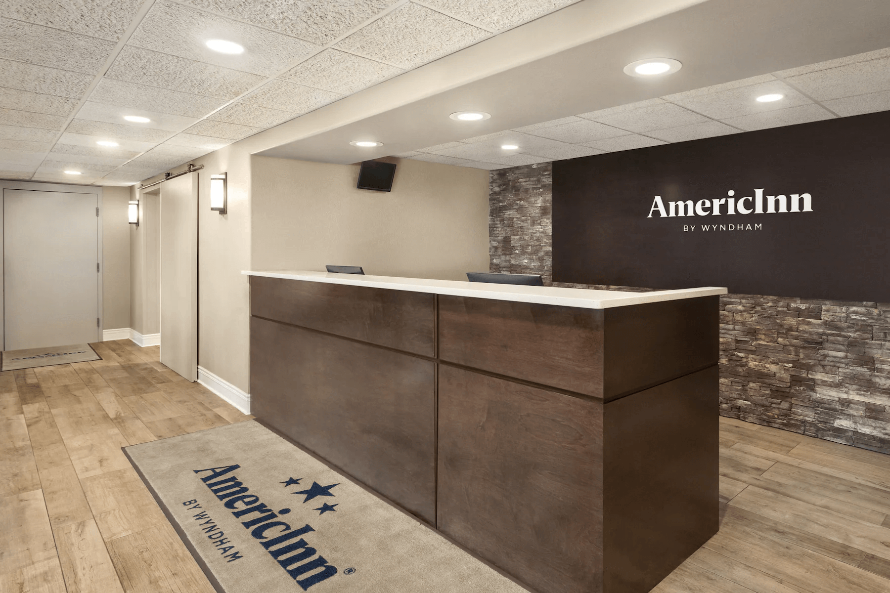 Americinn lobby (1).png