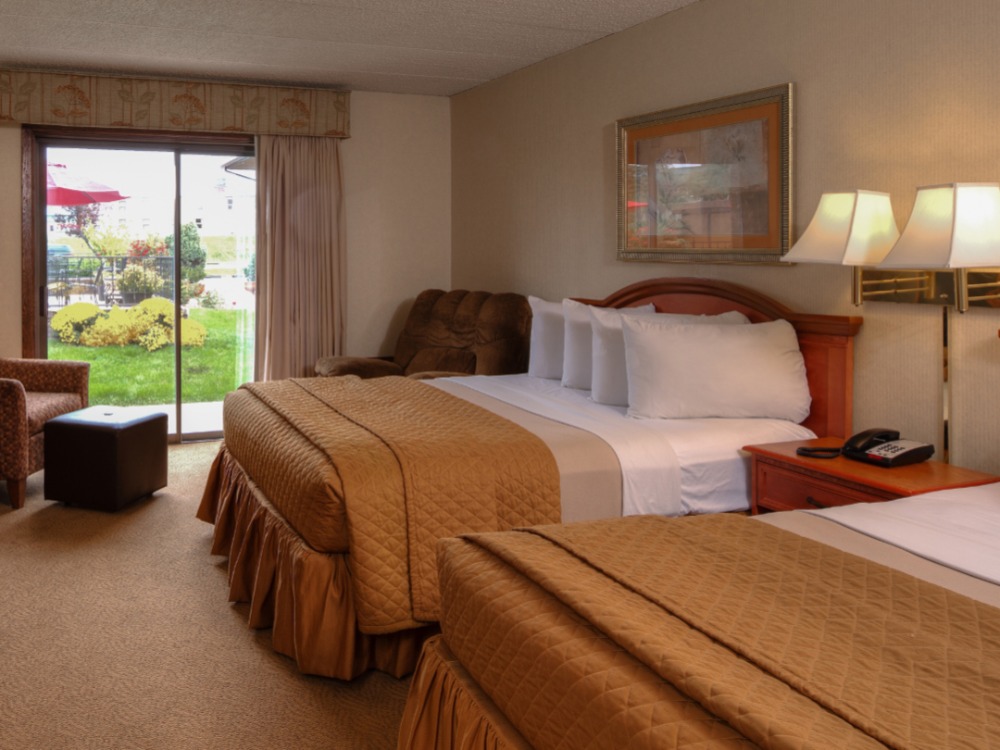 foothills inn.jpg